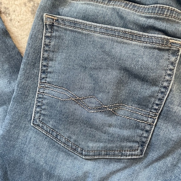 Denizen from Levi’s denim waist band jeans size small - Picture 6 of 8